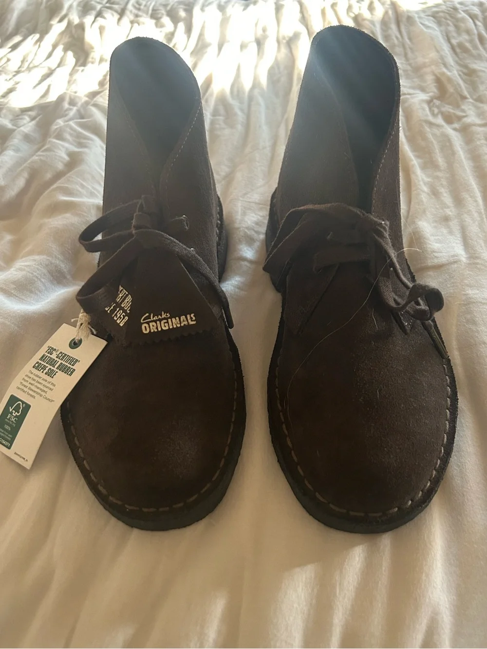 Clarks Brown Suede Desert Boots Chukka Original men’s 7 women’s 9